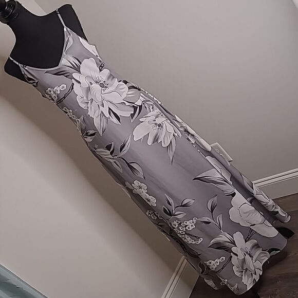 Emory Rose Dresses & Skirts - Emory Rose sz M Maxie dress, spaghetti straps